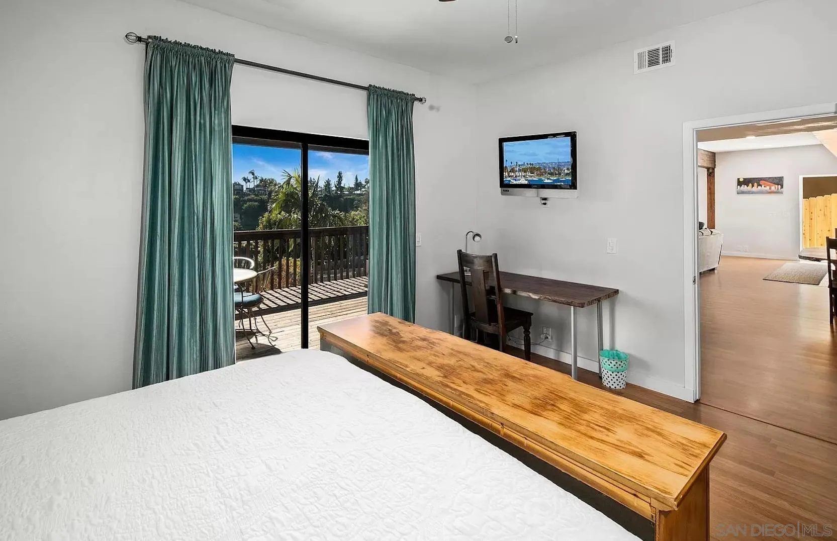 https://cdn.realtyfeed.com/cdn/127/250032092/3577f6ec7e05272d01a5ae46d5650bea.webp