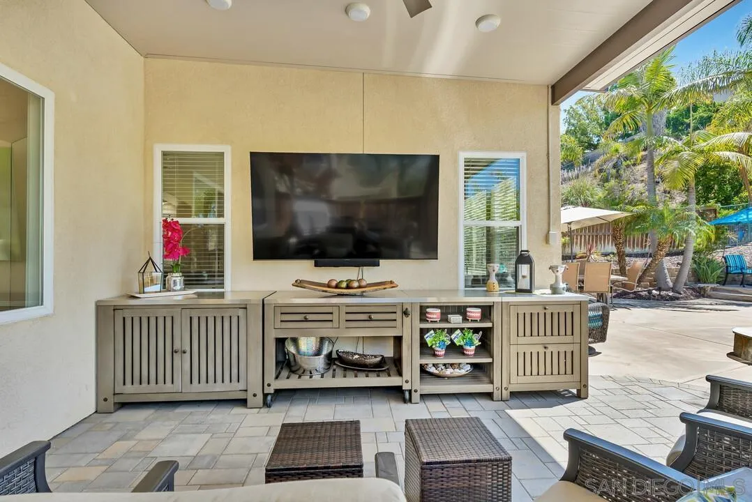 https://cdn.realtyfeed.com/cdn/127/250032104/1cec909f12531083ed5cddf461467d1b.webp