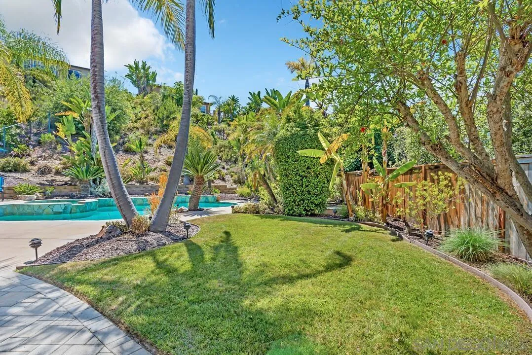 https://cdn.realtyfeed.com/cdn/127/250032104/1fb2c18422b29074ec26e0ebe9cba62e.webp