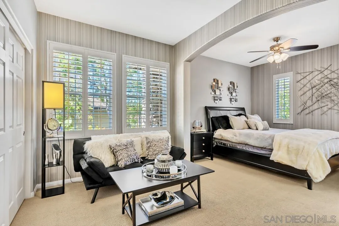 https://cdn.realtyfeed.com/cdn/127/250032104/4ed38224bbdbea7644ca218d58305004.webp