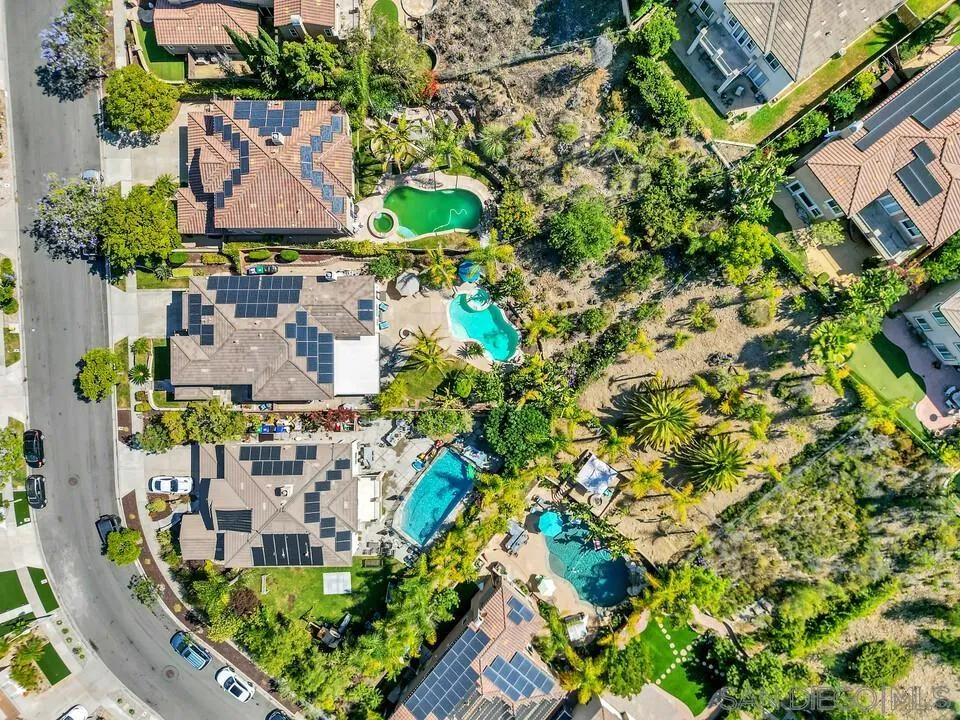https://cdn.realtyfeed.com/cdn/127/250032104/7580da7e35f5195db36eabb71977b380.webp