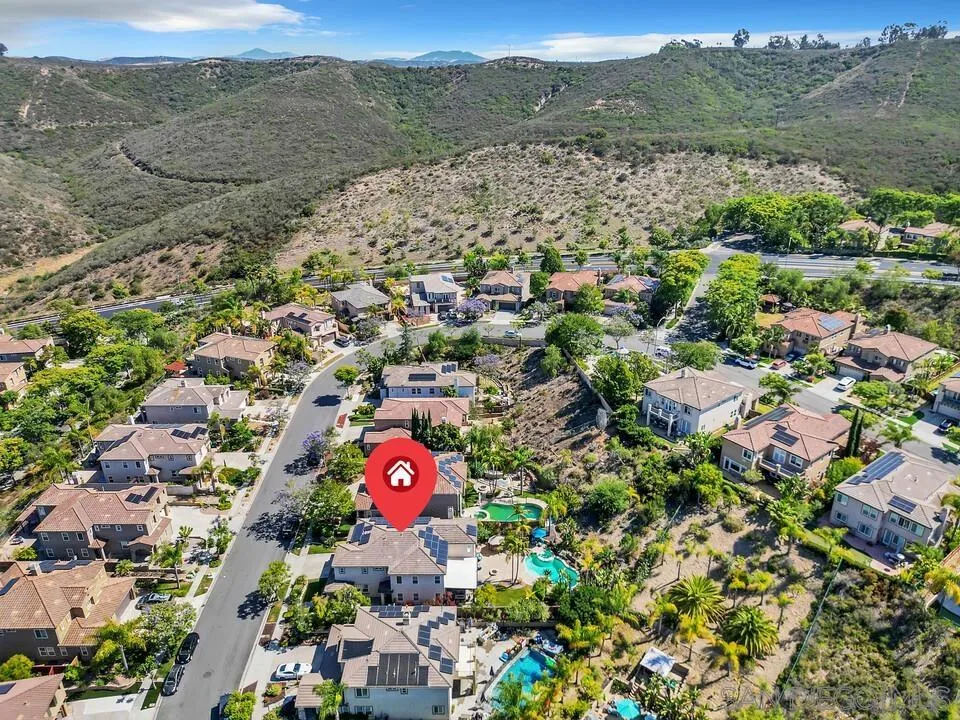 https://cdn.realtyfeed.com/cdn/127/250032104/8f7e77e756e39fab87f3a1cdb7b61406.webp