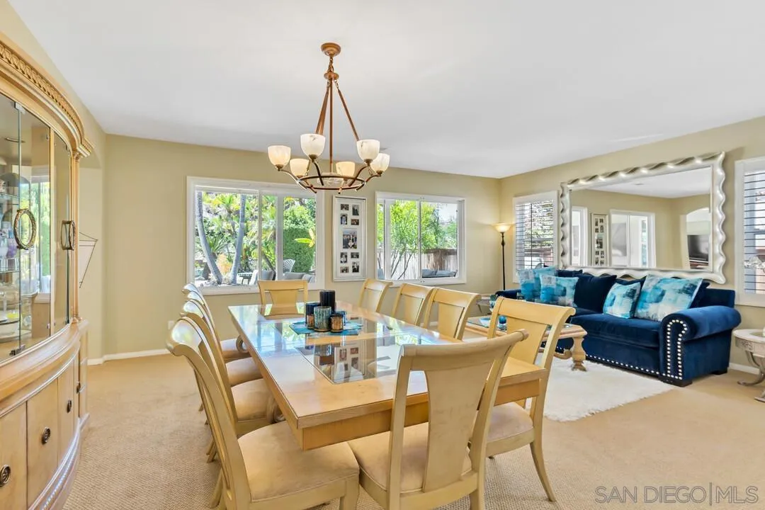 https://cdn.realtyfeed.com/cdn/127/250032104/97c845c6025d94e2170e3cbcbd9e7969.webp