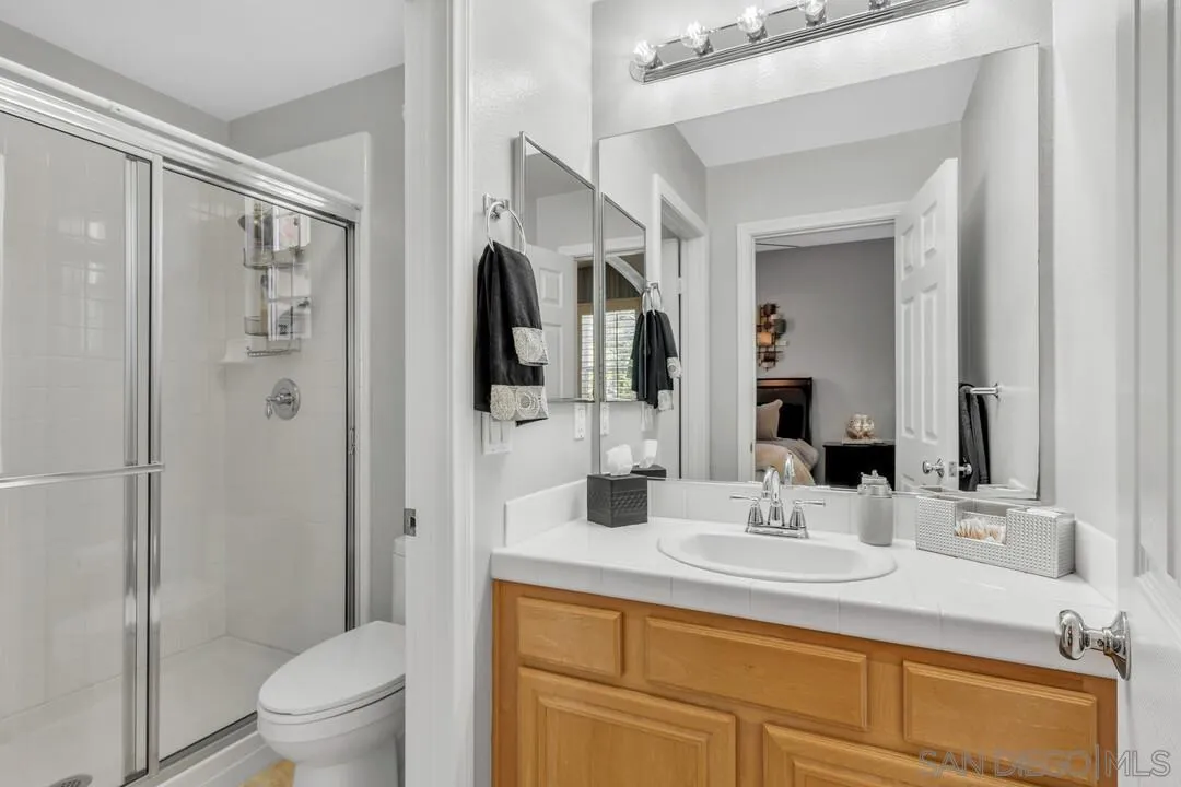 https://cdn.realtyfeed.com/cdn/127/250032104/c6903a5d5f27d4374078b79f2264ea77.webp