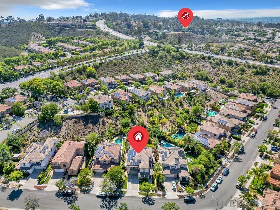https://cdn.realtyfeed.com/cdn/127/250032104/dd9ff64bba3514ab1f1aa2f3eb9de769.webp