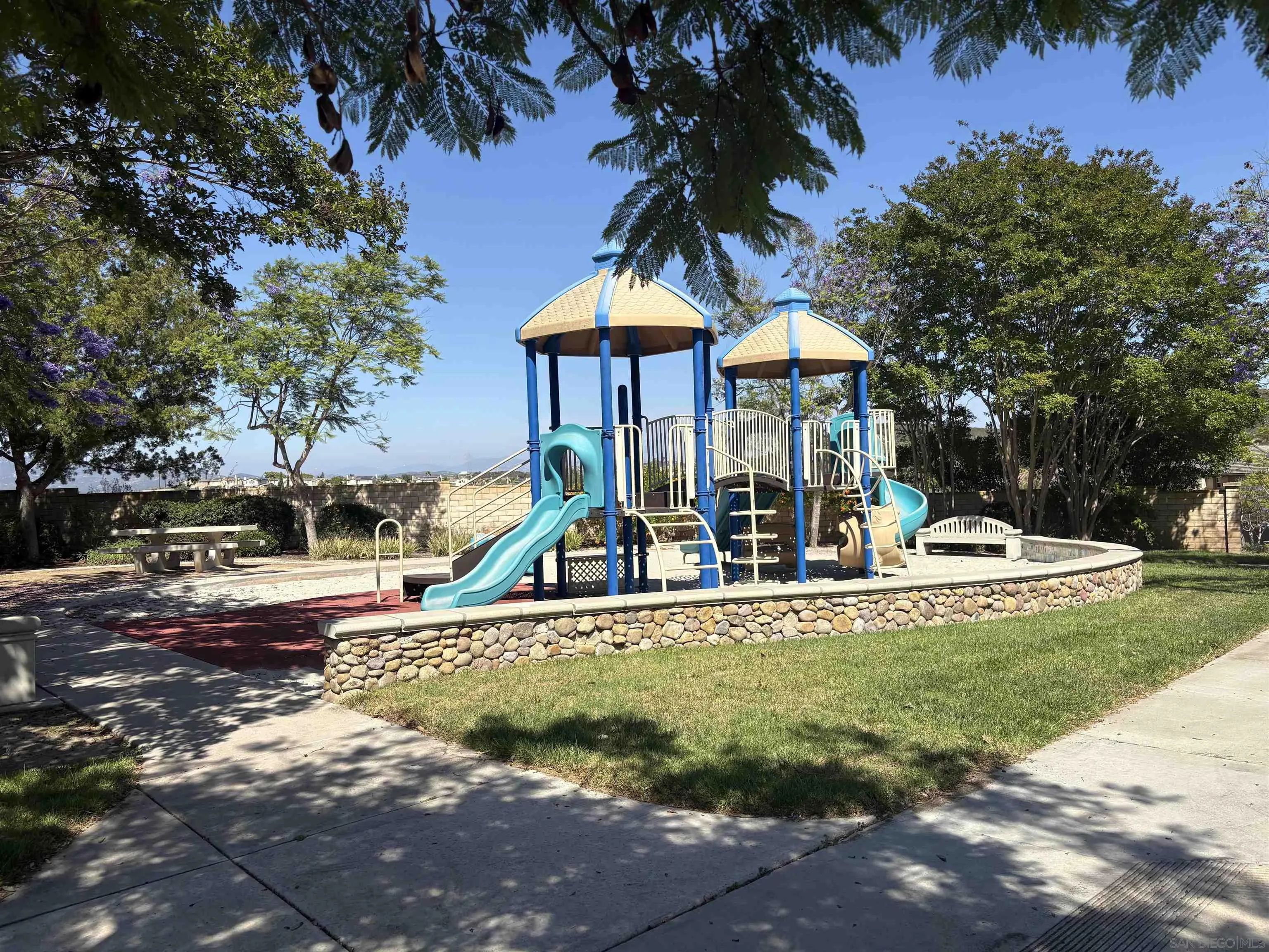 https://cdn.realtyfeed.com/cdn/127/250032104/e45095ced4cd9cd94434d7393d75d7c4.webp