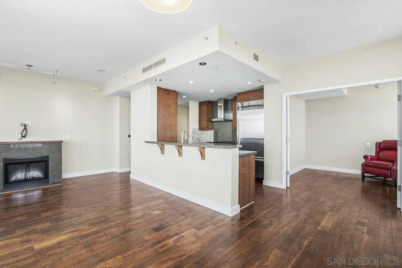 https://cdn.realtyfeed.com/cdn/127/250032125/2b43751d29cf0677fb33a161a00198f6.webp