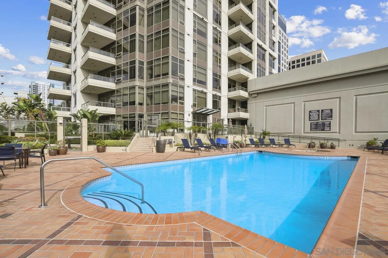 https://cdn.realtyfeed.com/cdn/127/250032125/686f8a8d553e2fa897f6f3f290d1f66f.webp