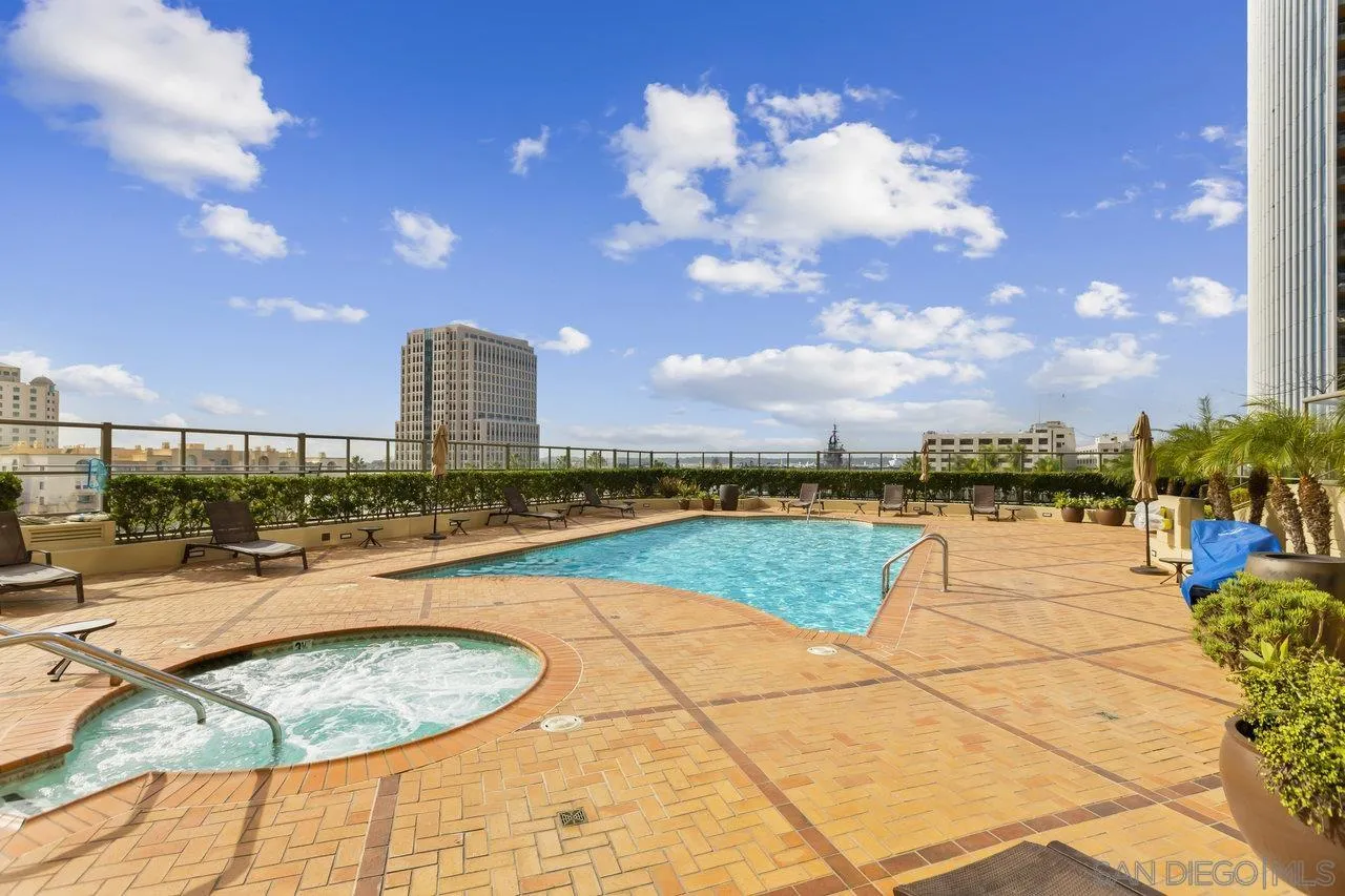 https://cdn.realtyfeed.com/cdn/127/250032125/ad59cea595176124139e517fe7a1b925.webp