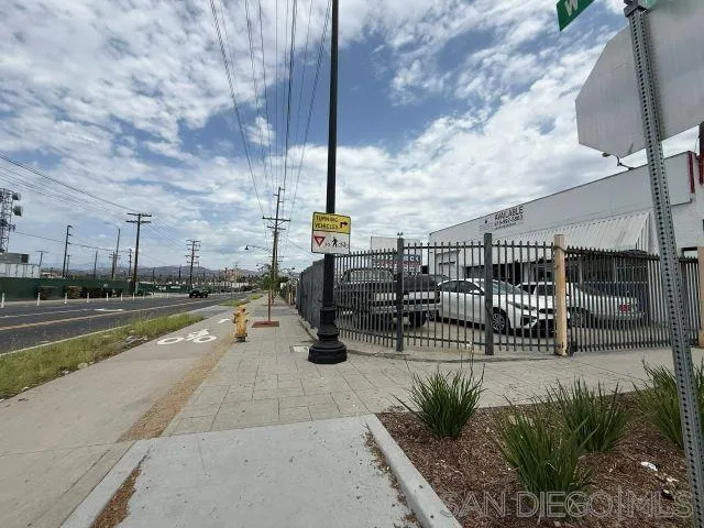 927 W. MAIN ST., El Cajon, CA 92020, photo 40