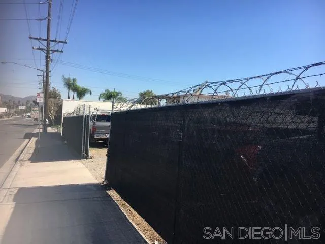 927 W. MAIN ST., El Cajon, CA 92020, photo 24