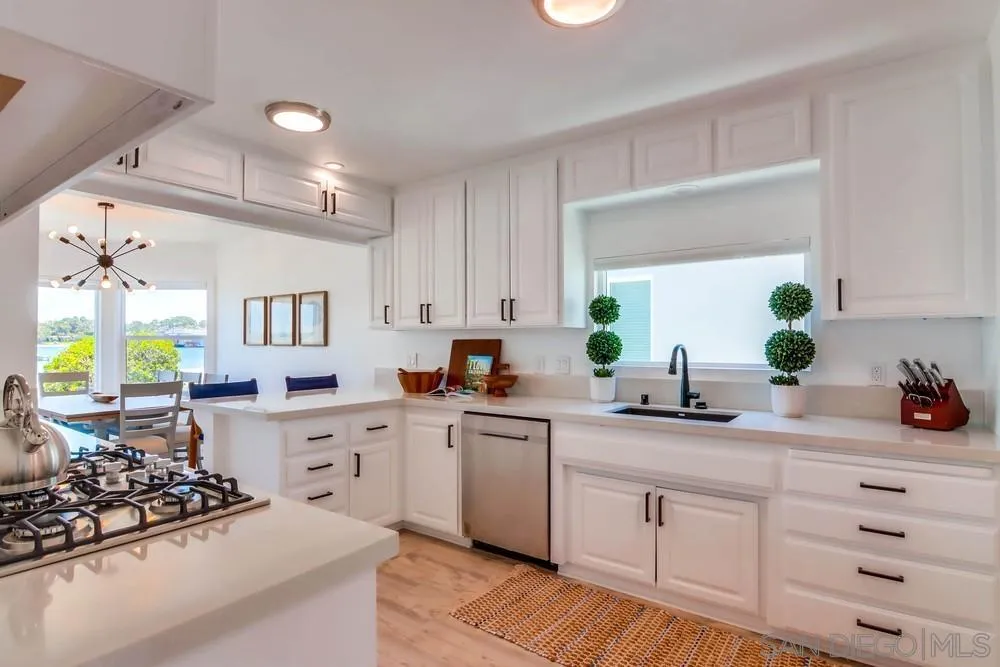https://cdn.realtyfeed.com/cdn/127/250032136/62608ac2ad72c89bfee86816a9b3bfe7.webp
