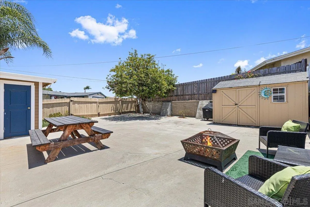 https://cdn.realtyfeed.com/cdn/127/250032141/ac6890e02318ee7a4458665fffc6a669.webp