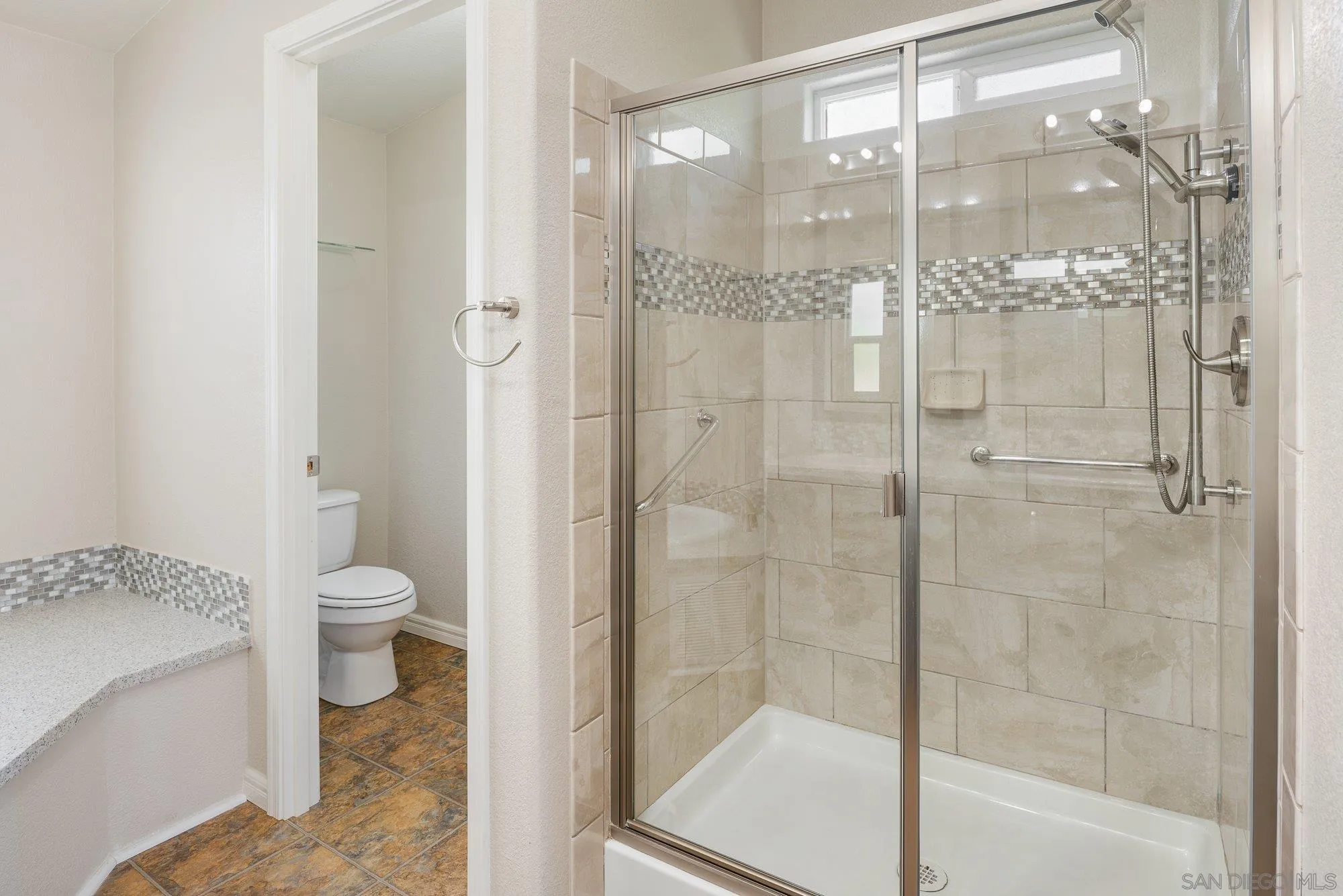 https://cdn.realtyfeed.com/cdn/127/250032143/56a8891ab762c21063554a07ede2277b.webp