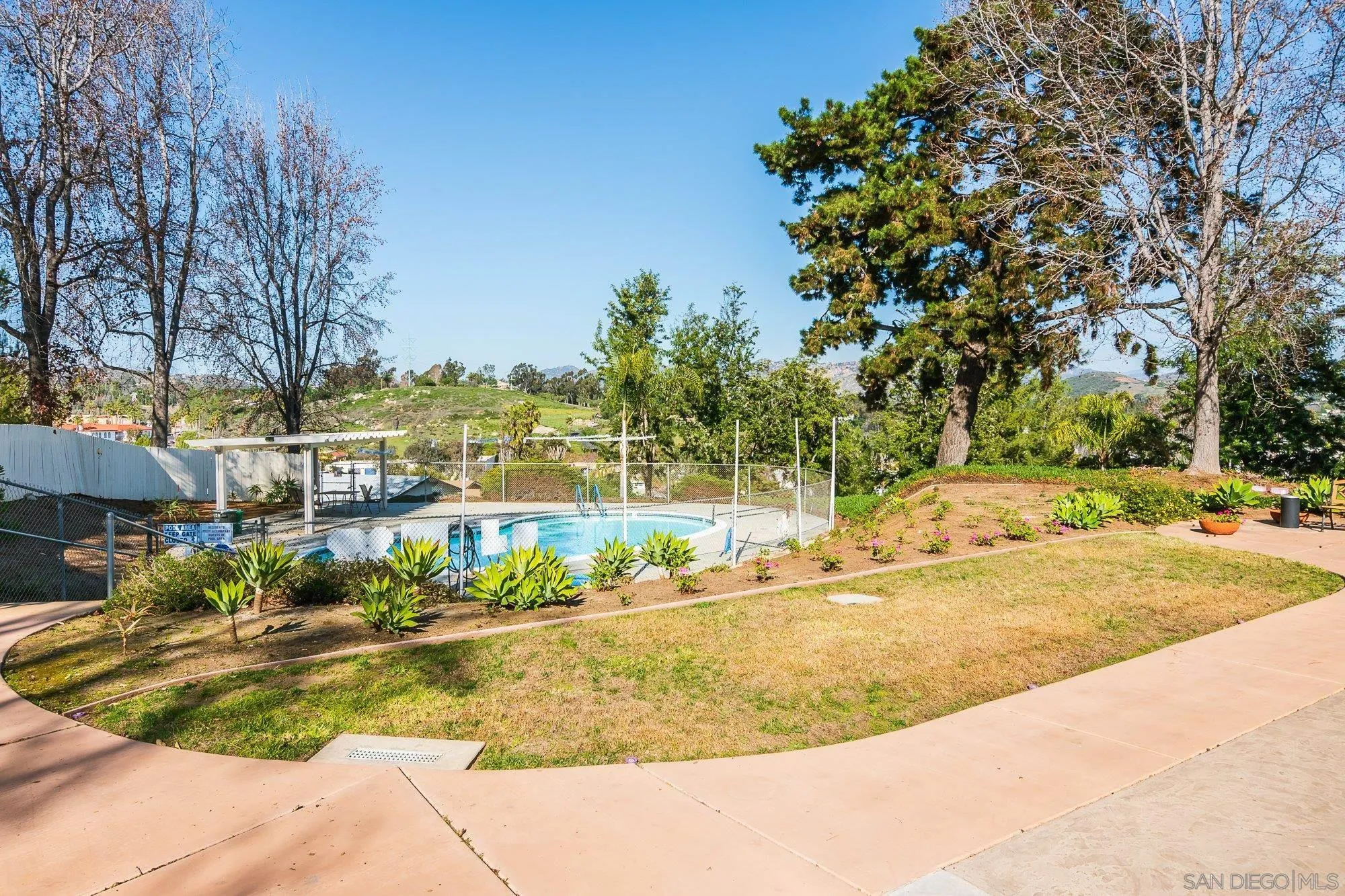 https://cdn.realtyfeed.com/cdn/127/250032143/59e3856c34c598382bc73dd381489251.webp
