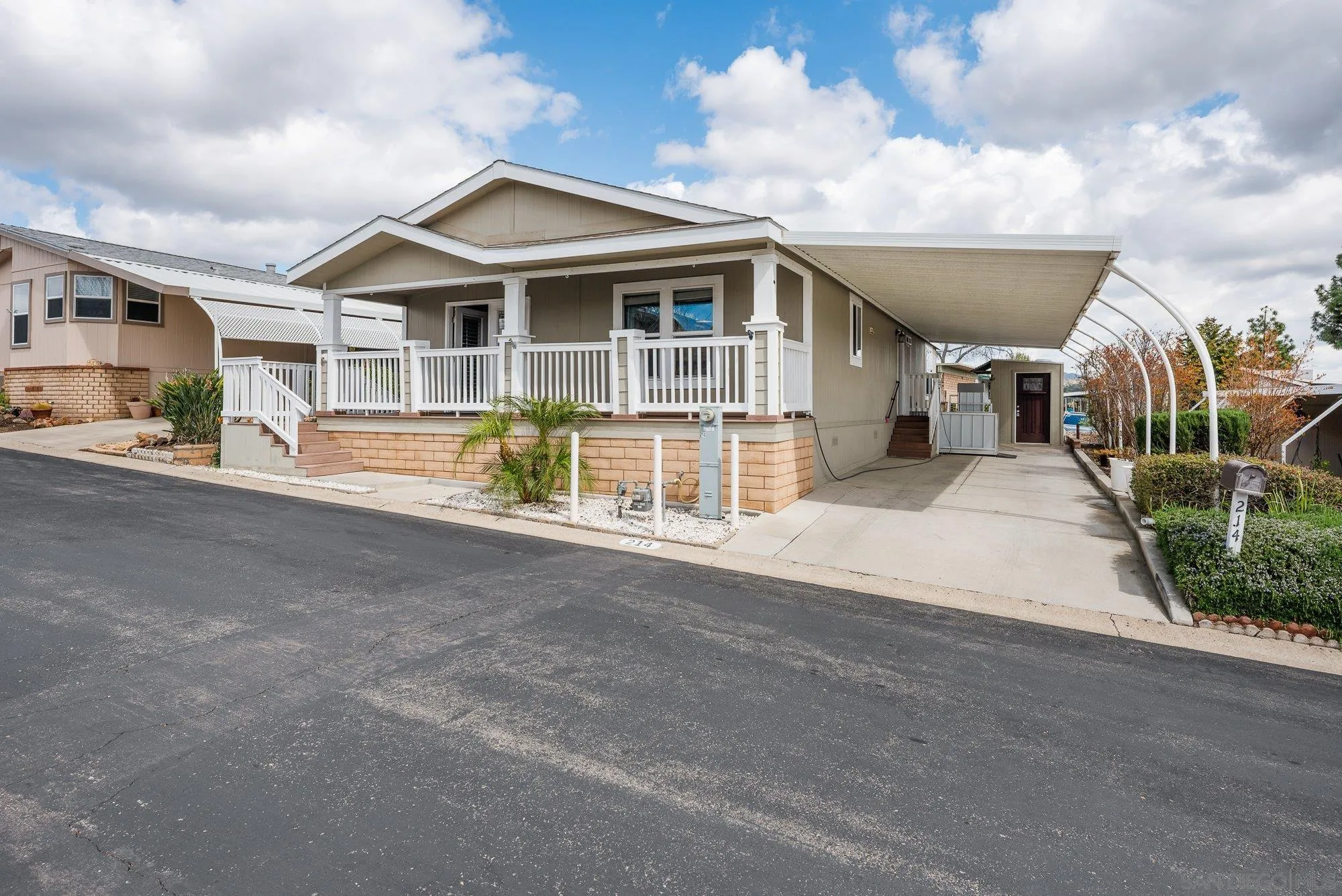 https://cdn.realtyfeed.com/cdn/127/250032143/c1a479b958c0eb3dd03b32ea565b913d.webp