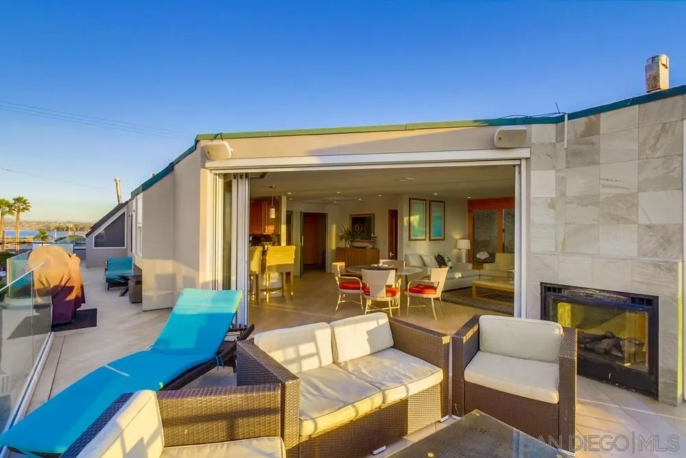 https://cdn.realtyfeed.com/cdn/127/250032146/2c734183af8c96481c22deea1b0e92a9.webp