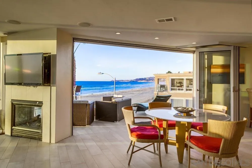 https://cdn.realtyfeed.com/cdn/127/250032146/34b762332a7945a4efe5233563a85ef2.webp