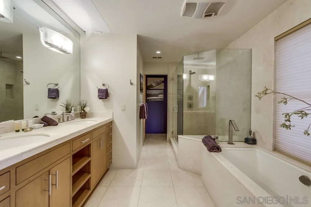 https://cdn.realtyfeed.com/cdn/127/250032146/56685d6736e203f2421a2637e1fe24b6.webp