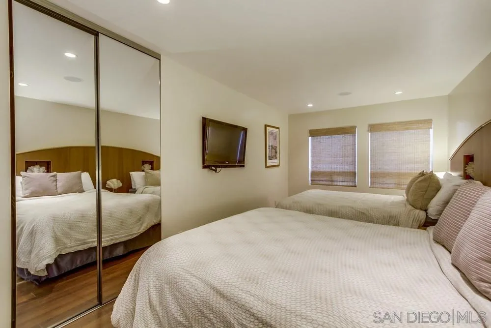 https://cdn.realtyfeed.com/cdn/127/250032146/bce34b5ac18f236f93f3ca8ff44701ed.webp