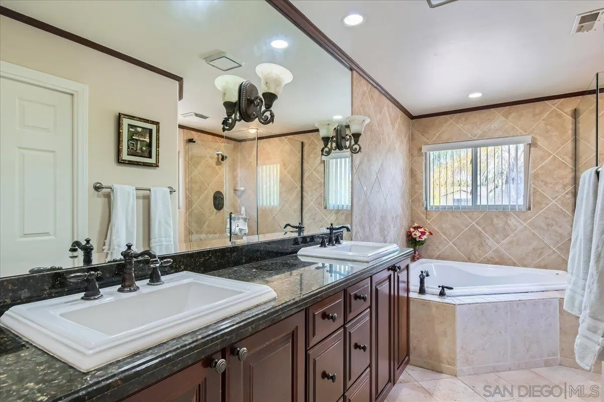https://cdn.realtyfeed.com/cdn/127/250032164/6d54c9c4dbdce11c6d5c56e770740d77.webp