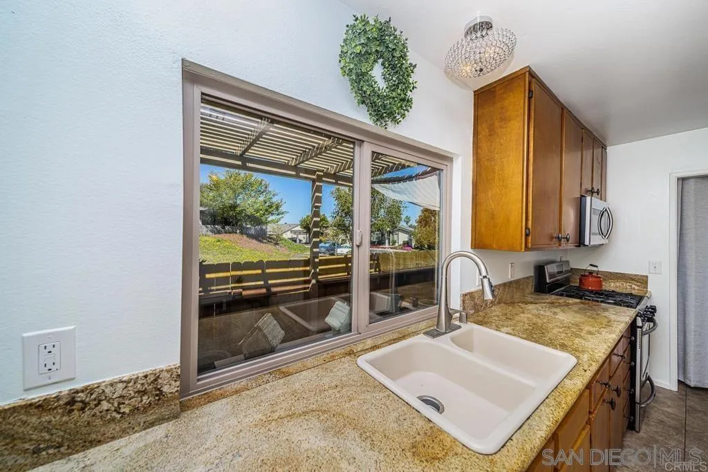 https://cdn.realtyfeed.com/cdn/127/250032165/0463594e796d5dac08f1ef5ade3f9048.webp