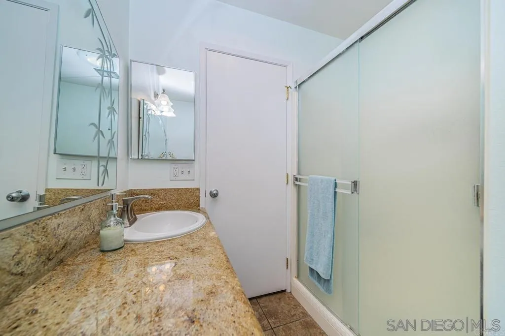 https://cdn.realtyfeed.com/cdn/127/250032165/19d76d8a159f6de37d6f938d036ff0a7.webp