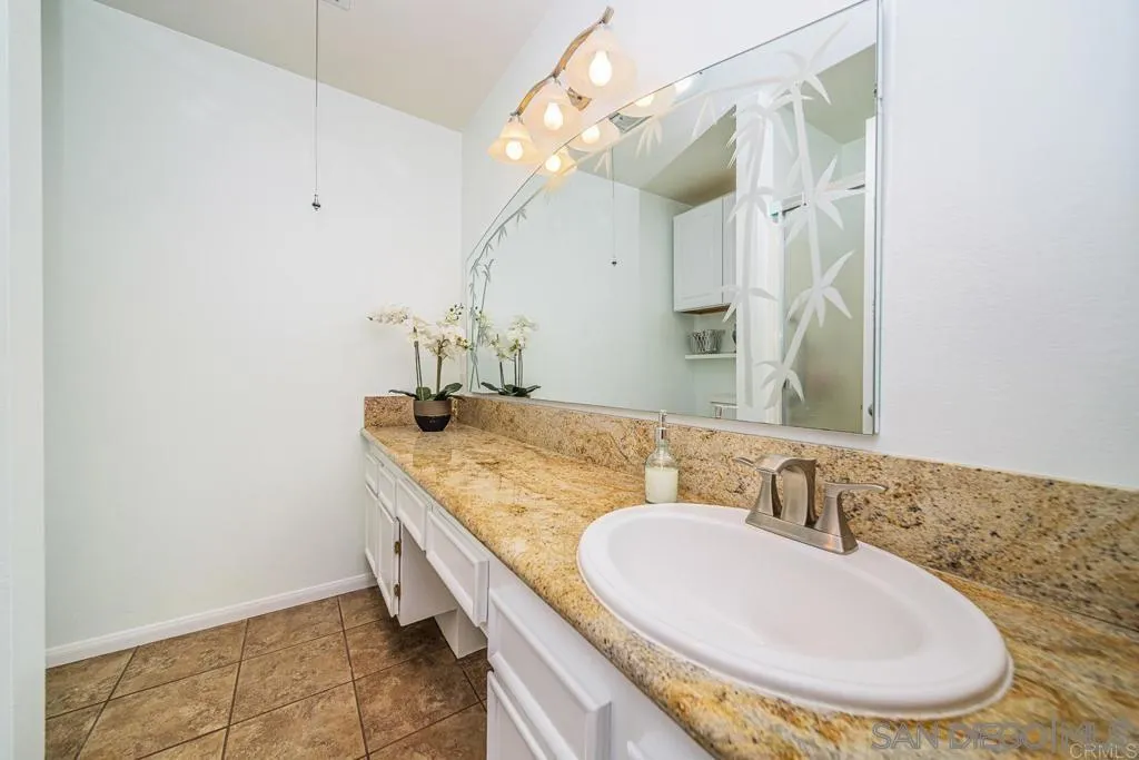 https://cdn.realtyfeed.com/cdn/127/250032165/5b12cc882c503336c59d67dcd09d98e6.webp