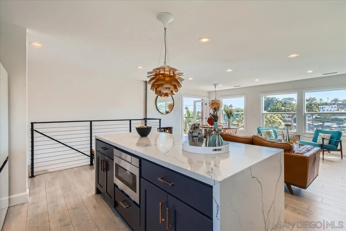 https://cdn.realtyfeed.com/cdn/127/250032171/b921c779c625d1f4ff2879ddba4bb4b0.webp