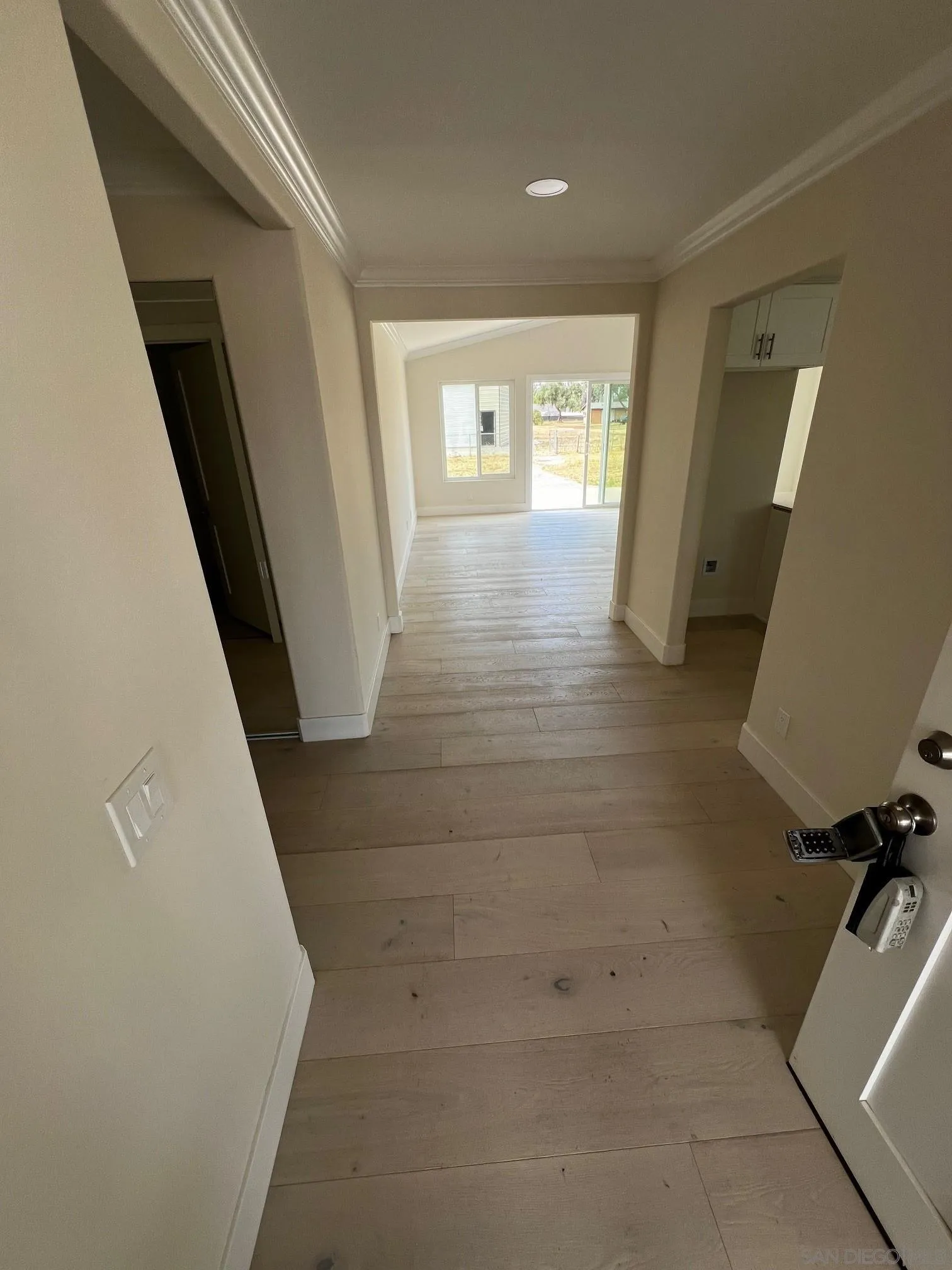 https://cdn.realtyfeed.com/cdn/127/250032174/200f1a4270fadffd5126863a40ad5ac9.webp