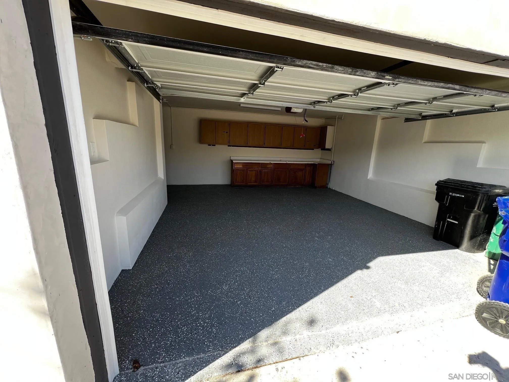 https://cdn.realtyfeed.com/cdn/127/250032175/370f5e25f6f72fa5e7b0b7ba64081b2c.webp