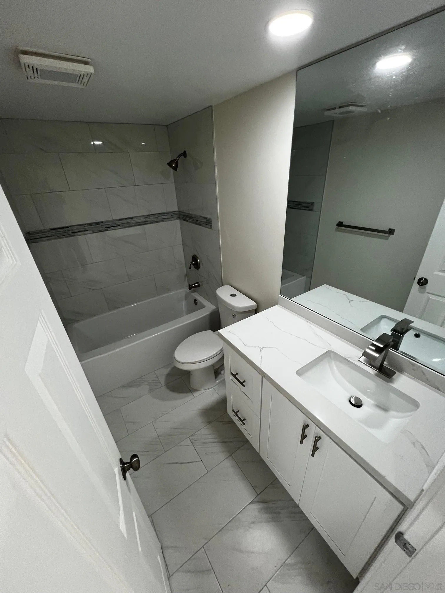 https://cdn.realtyfeed.com/cdn/127/250032175/9bd3920ac50cee8a3f7dbe1362498862.webp