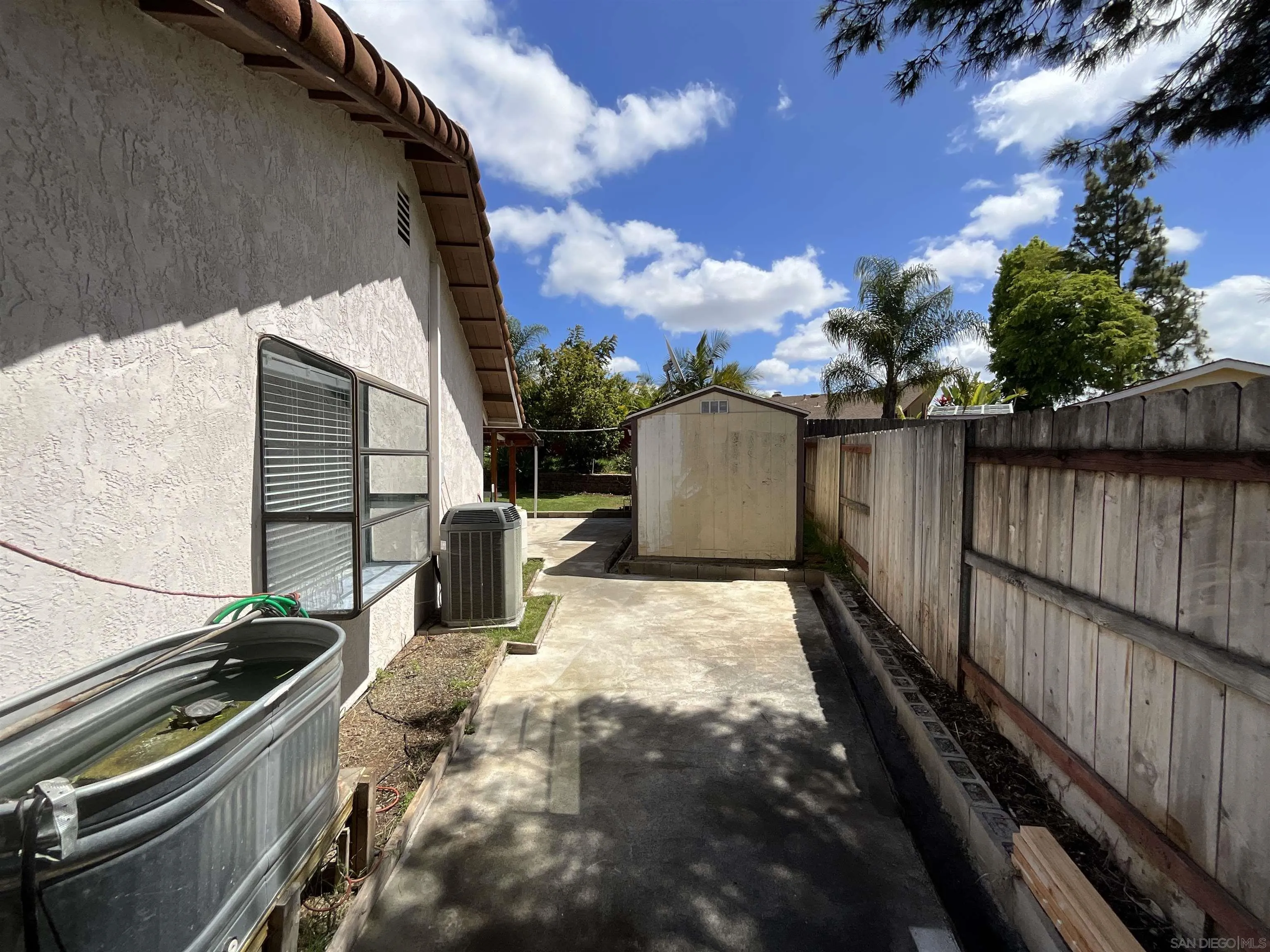 https://cdn.realtyfeed.com/cdn/127/250032188/e1b3ef92e258b63bda3e21e6b31ddc65.webp