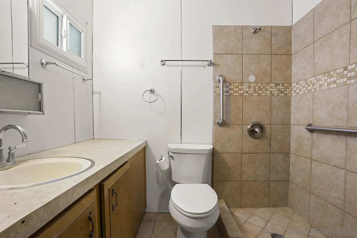 https://cdn.realtyfeed.com/cdn/127/250032189/742f268c6f0999d8b8ba27ff8cf9dad2.webp