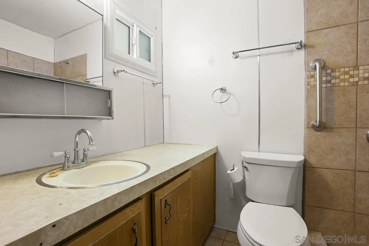 https://cdn.realtyfeed.com/cdn/127/250032189/873551d51cb68ce9476471ad7dbc8e03.webp