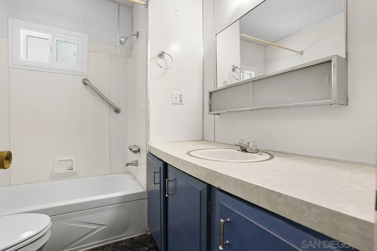 https://cdn.realtyfeed.com/cdn/127/250032189/bfa1c375a9c4828ebf3df126684eddfd.webp