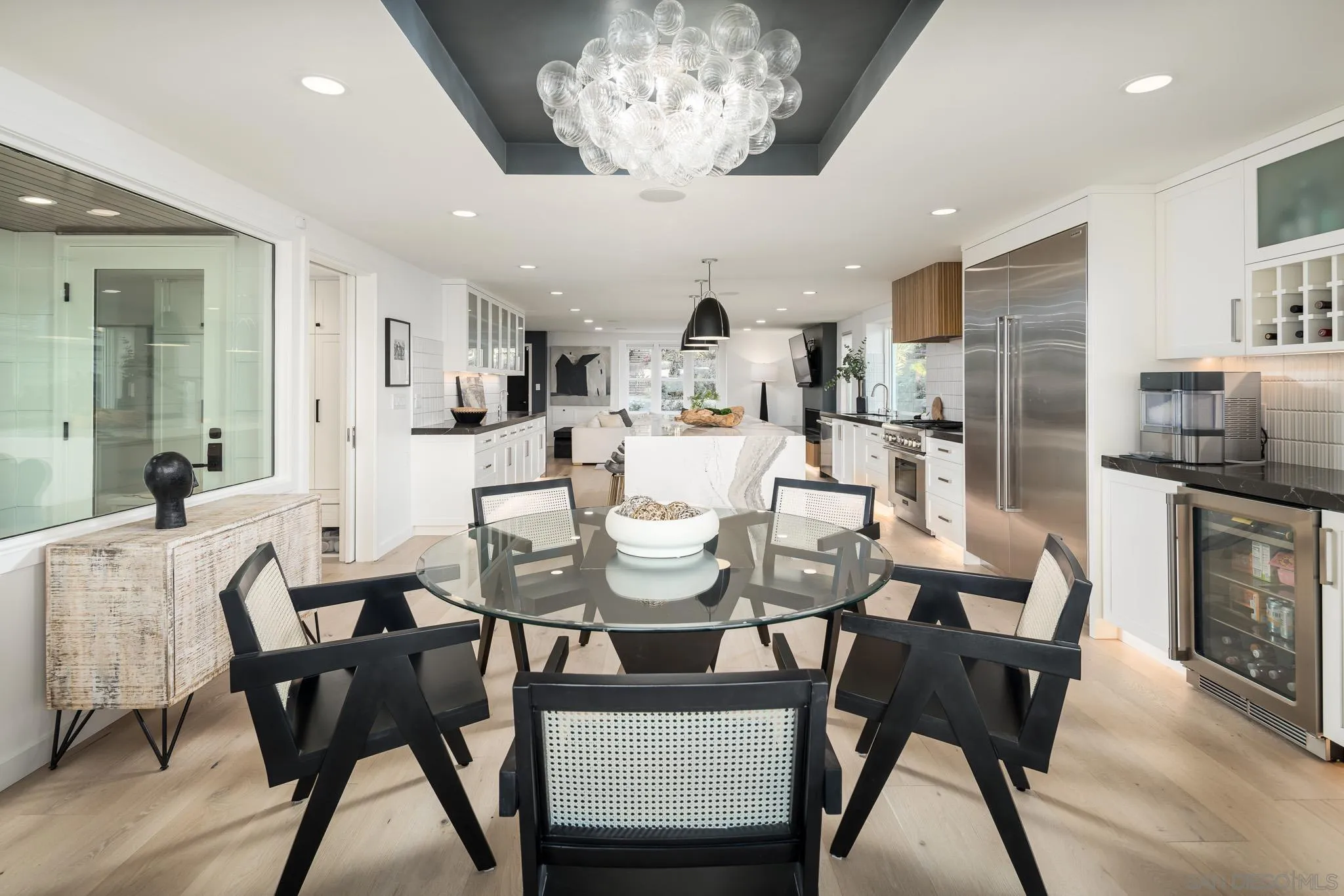 https://cdn.realtyfeed.com/cdn/127/250032200/a6f898c1f79d59d410819d34c2a05db8.webp