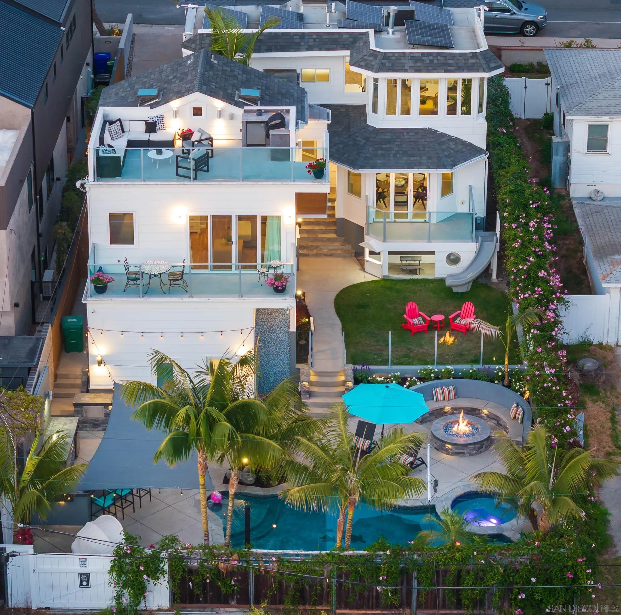 https://cdn.realtyfeed.com/cdn/127/250032200/db4bfdffe879b2f70d992f28bb9c3ff5.webp
