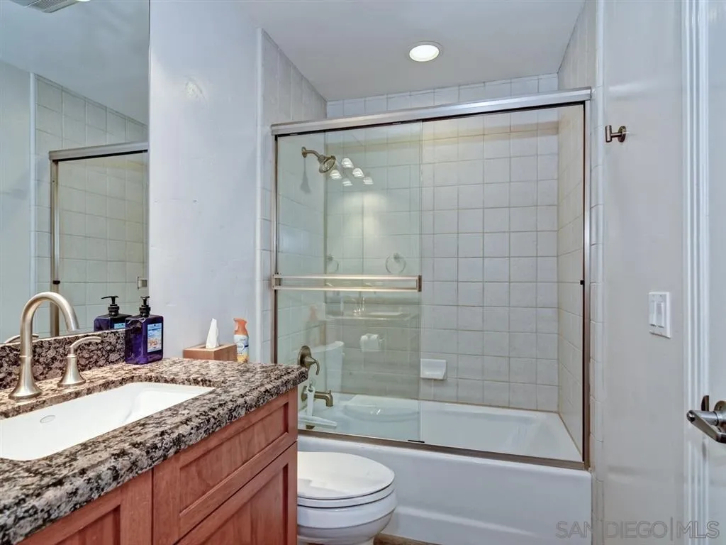 Photo #5: 250032219 Listing 
