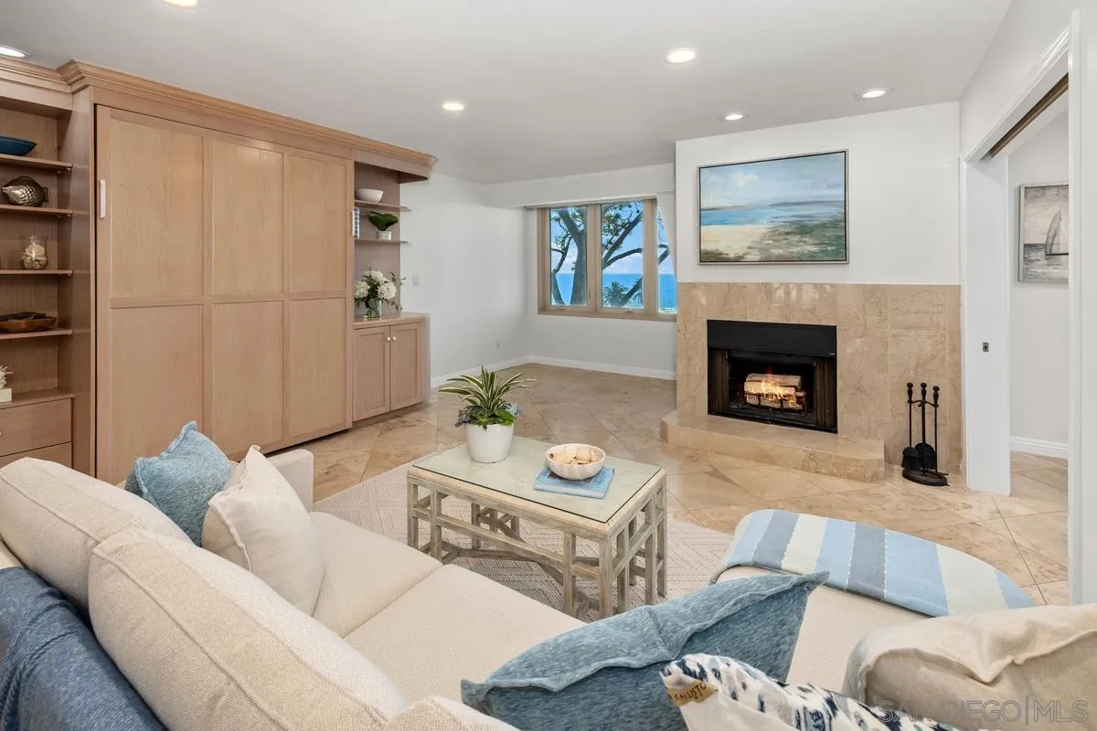 https://cdn.realtyfeed.com/cdn/127/250032225/0cf6b8df29542d8a01b911531b7413c6.webp