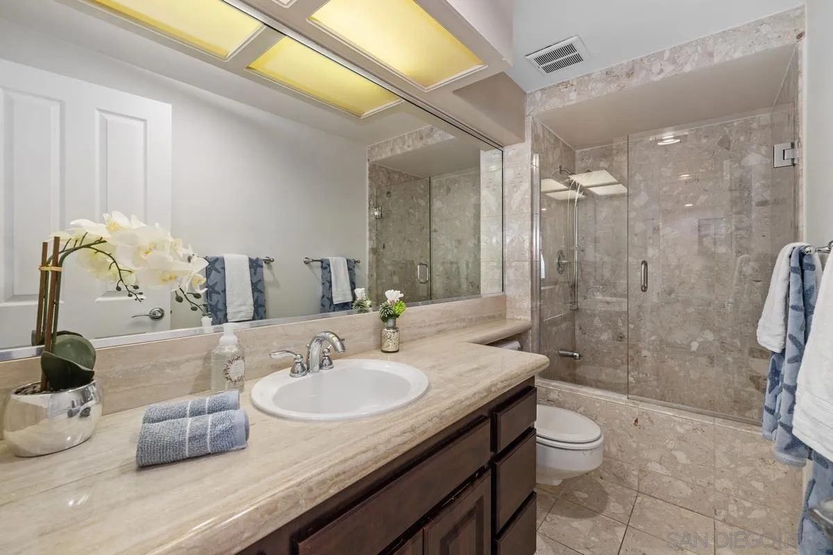 https://cdn.realtyfeed.com/cdn/127/250032225/1d6cc53e12d7ef0ea0bce31c01a8769c.webp