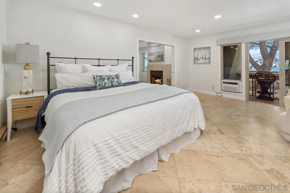 https://cdn.realtyfeed.com/cdn/127/250032225/873afa578f6b76e6daa9ee593cf1a60d.webp