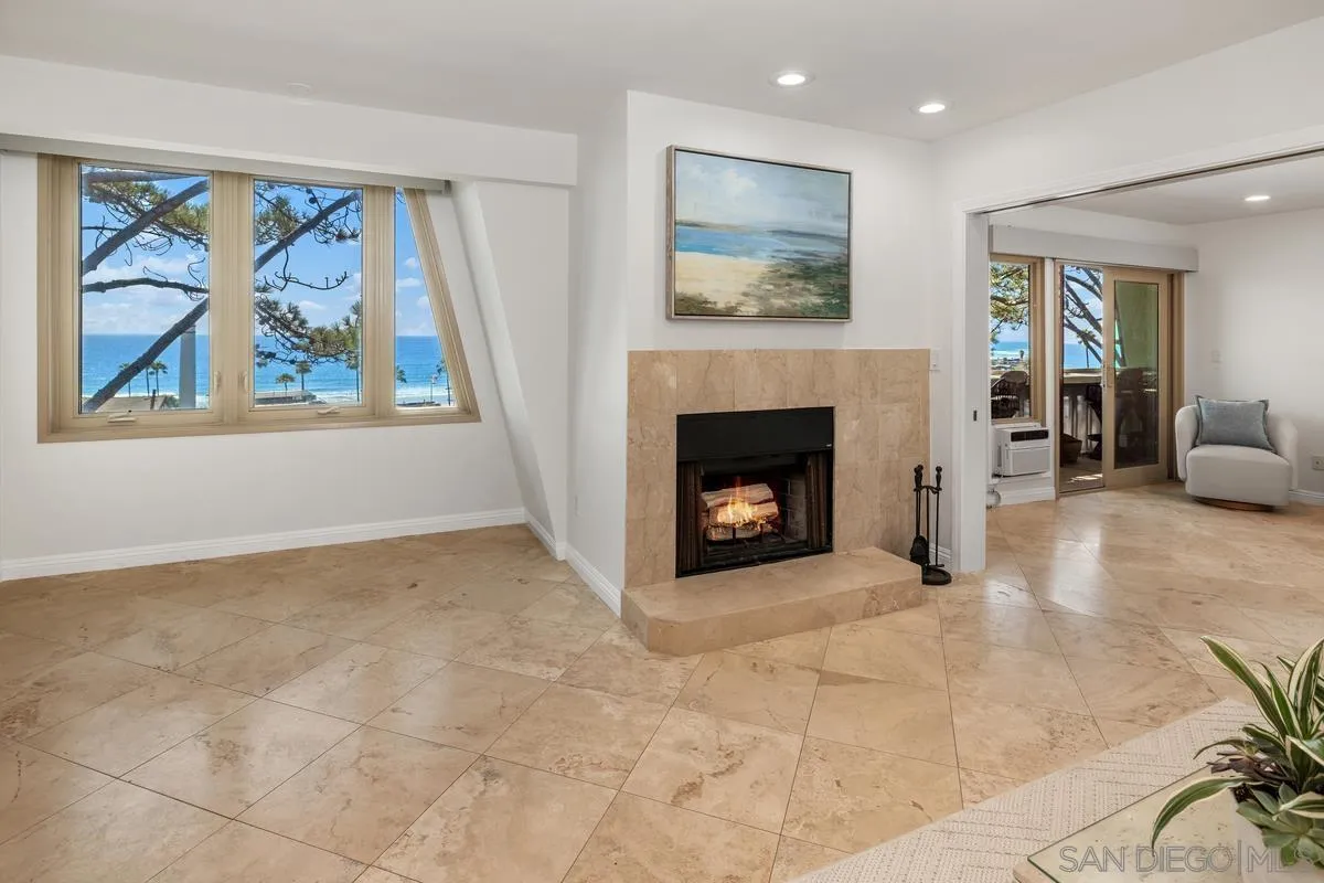 https://cdn.realtyfeed.com/cdn/127/250032225/e838e2c7371b1cb9338ae9046636899b.webp