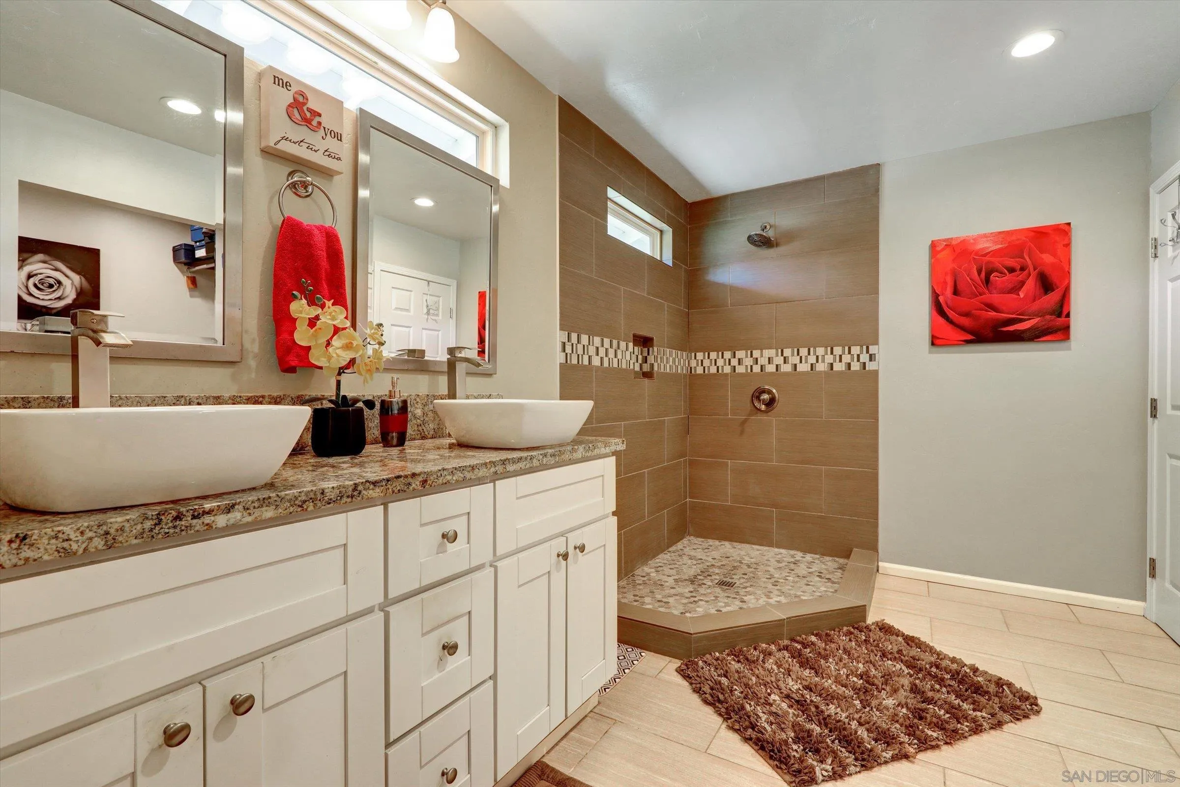 https://cdn.realtyfeed.com/cdn/127/250032236/104babb1ad41cfa046cf278a8dc104af.webp