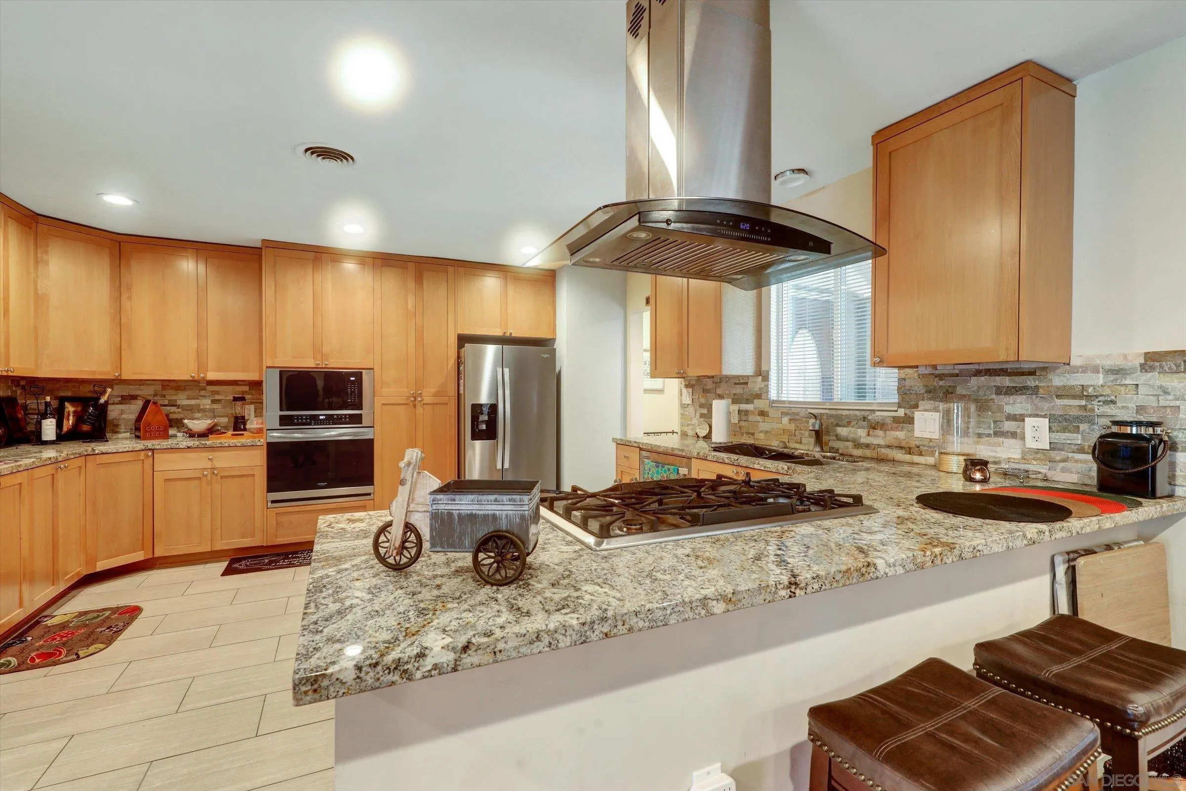 https://cdn.realtyfeed.com/cdn/127/250032236/17710e8cbc41c9894767ce4c167e7a73.webp