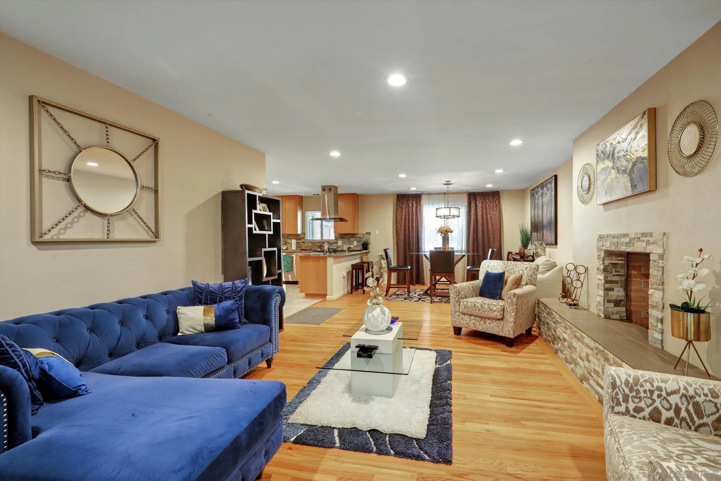 https://cdn.realtyfeed.com/cdn/127/250032236/b4cf1313f4d3ca42815c162590da4bfa.webp