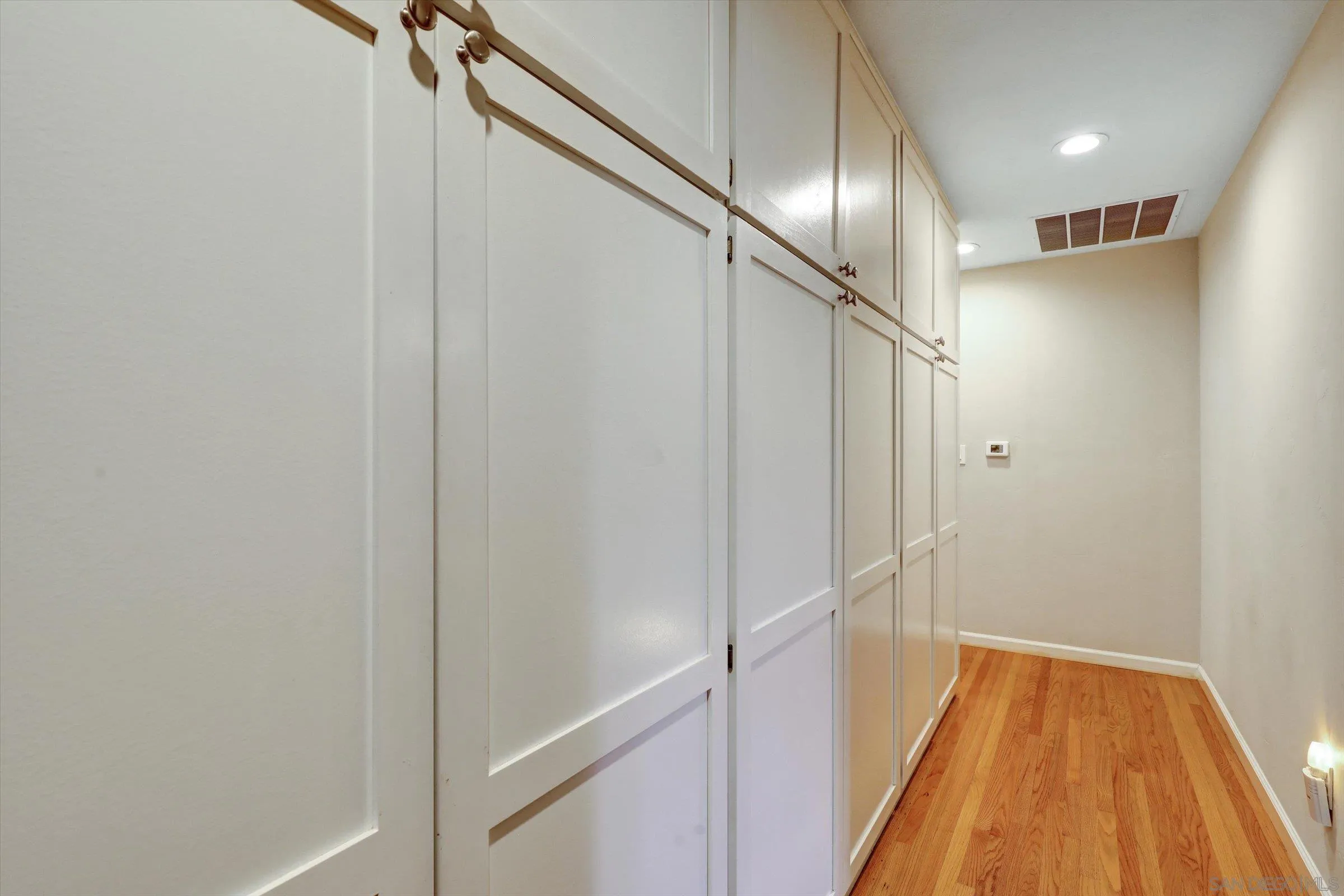 https://cdn.realtyfeed.com/cdn/127/250032236/e94b51ece318e0f8ecd7de5d8d88d7b0.webp