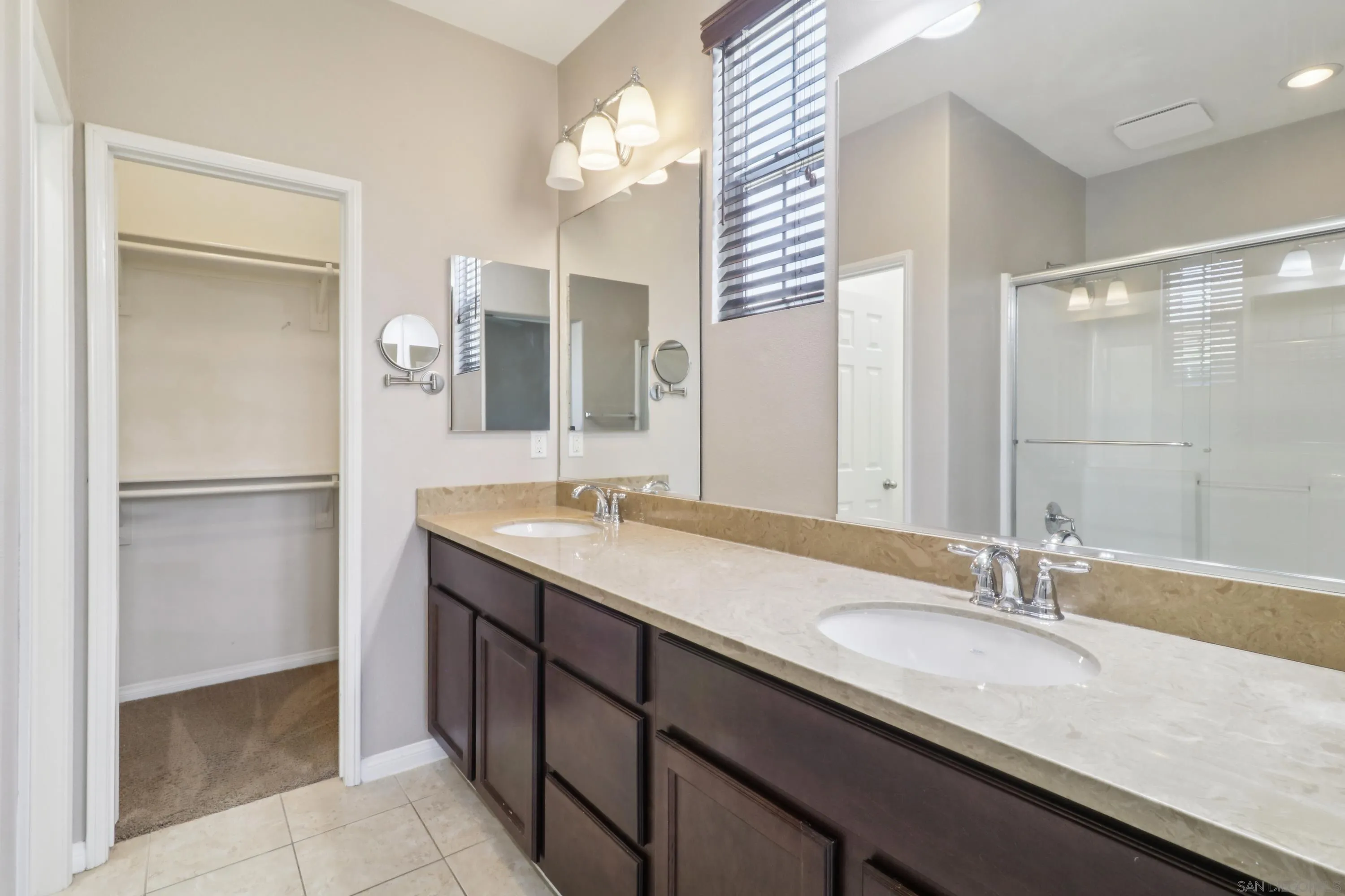 Photo #12: 250032239 Listing: Photo #12