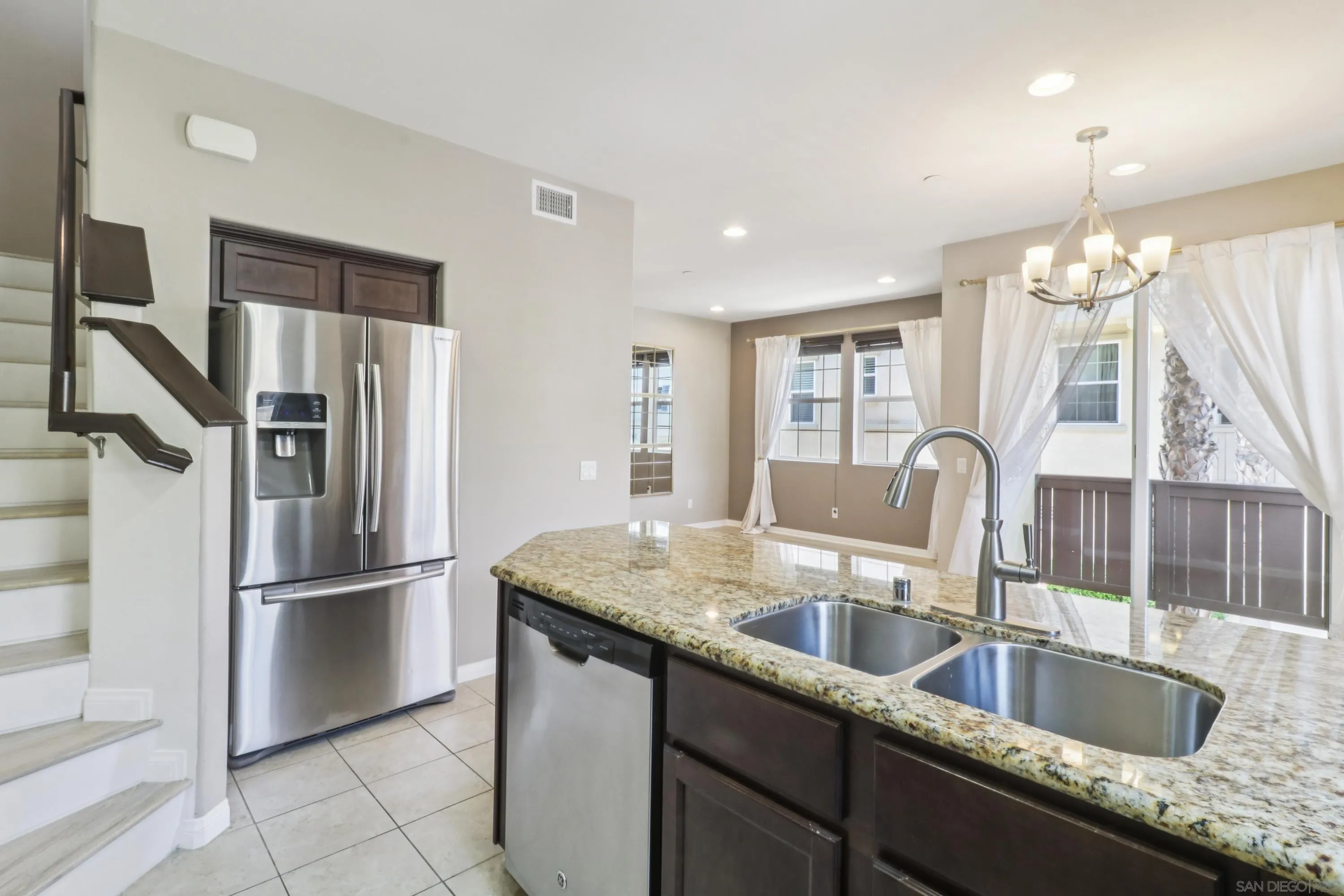 Photo #9: 250032239 Listing: Photo #9