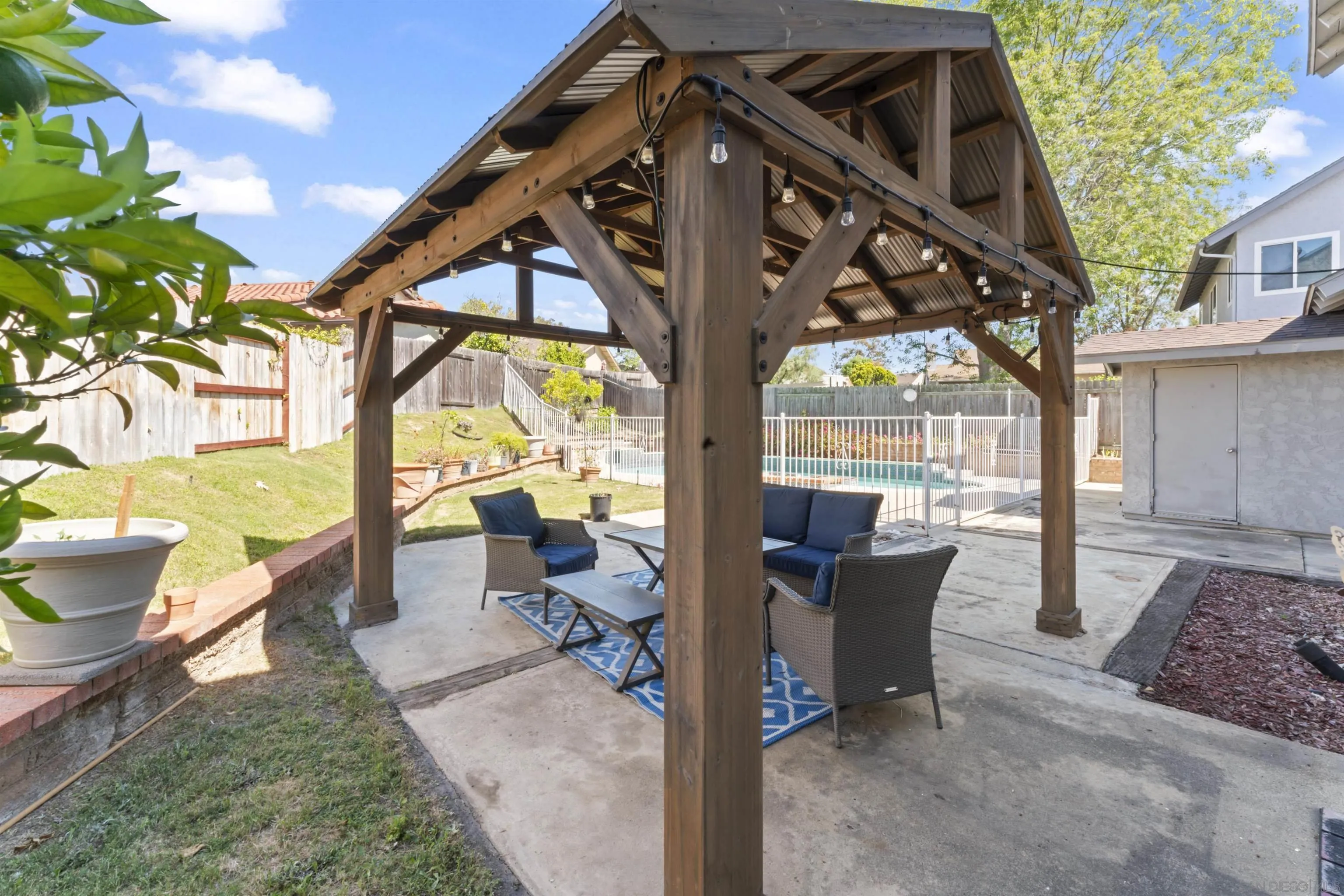 https://cdn.realtyfeed.com/cdn/127/250032266/42ca322fd6e9029611f9fbff43484ede.webp